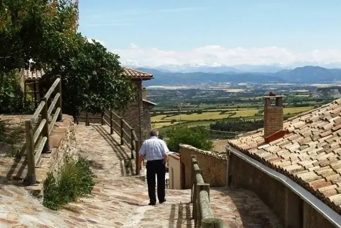 Paseo por Artieda