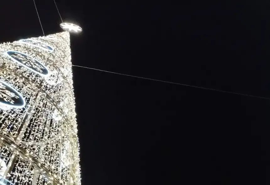 Beleuchteter Weihnachtsbaum