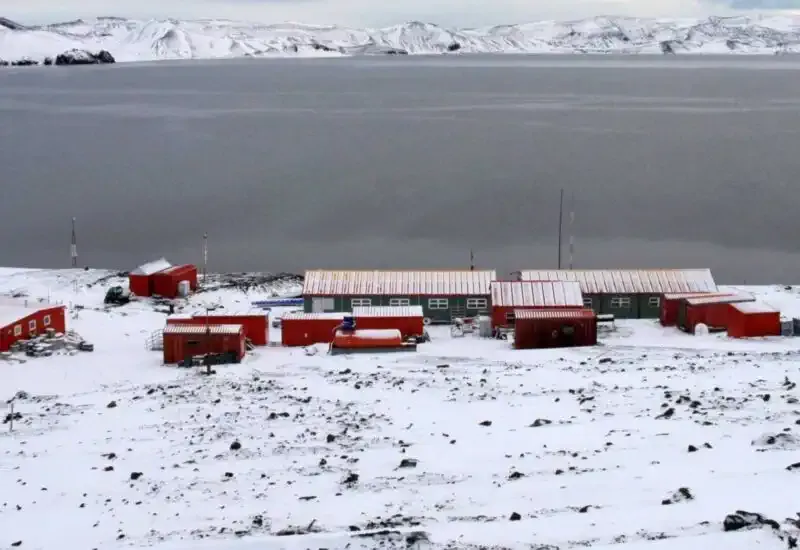 La Base Antártica Española