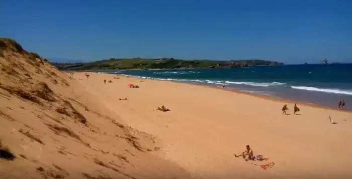 La spiaggia di Valdearenas