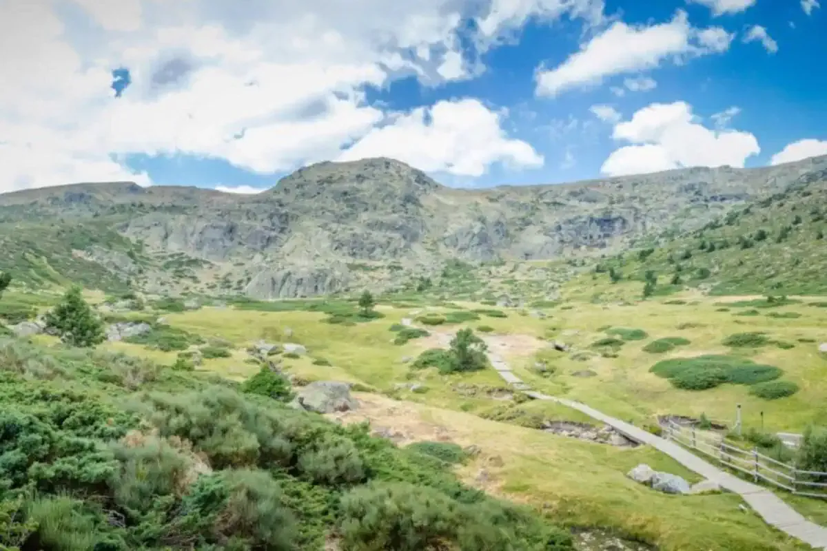 La Sierra de Guadarrama sur le Chemin de Saint-Jacques de Madrid
