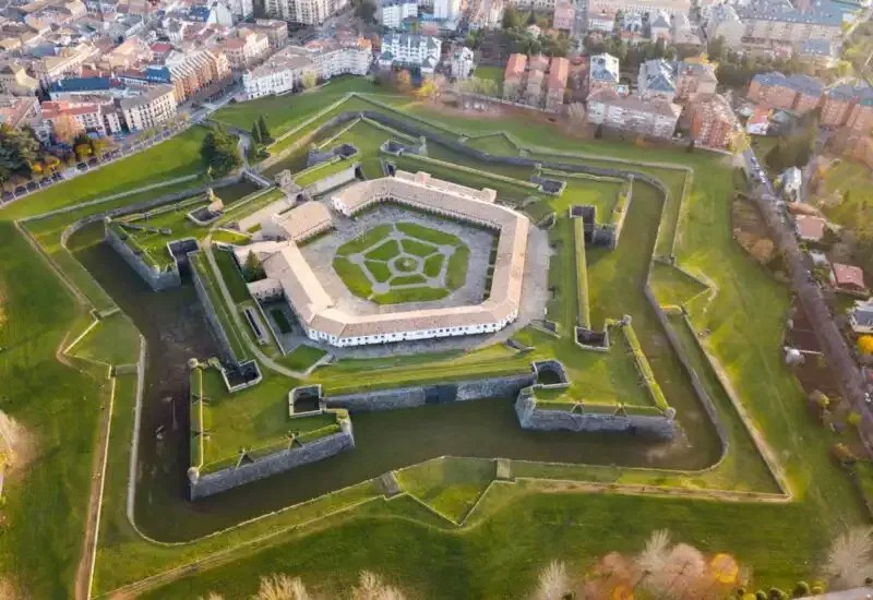 Vista aérea de la ciudadela de Jaca