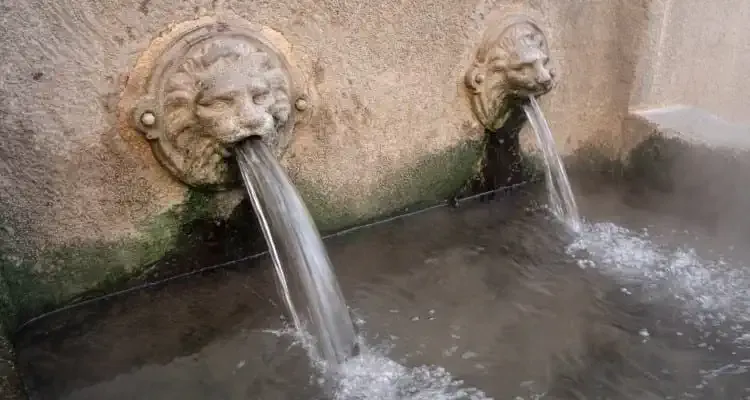 Fuente termal en Caldas de Reis
