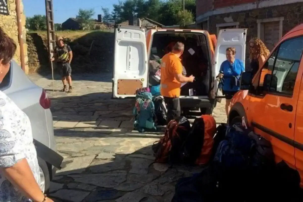 Furgone trasporto valigie