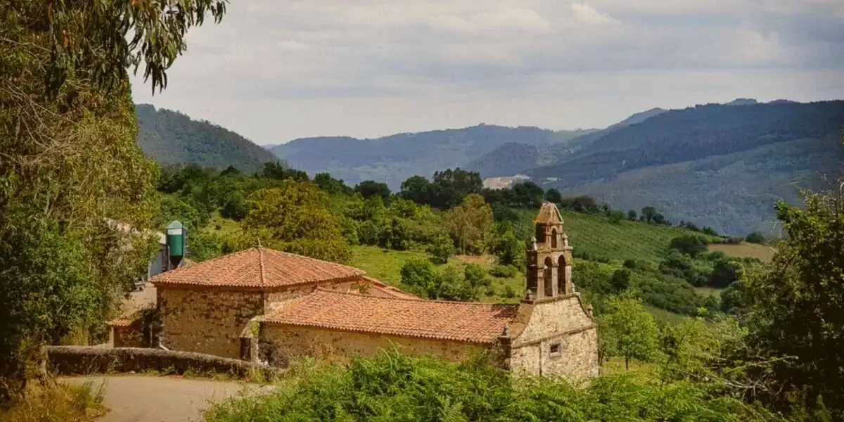 Kirche San Martín Salas Camino Primitivo