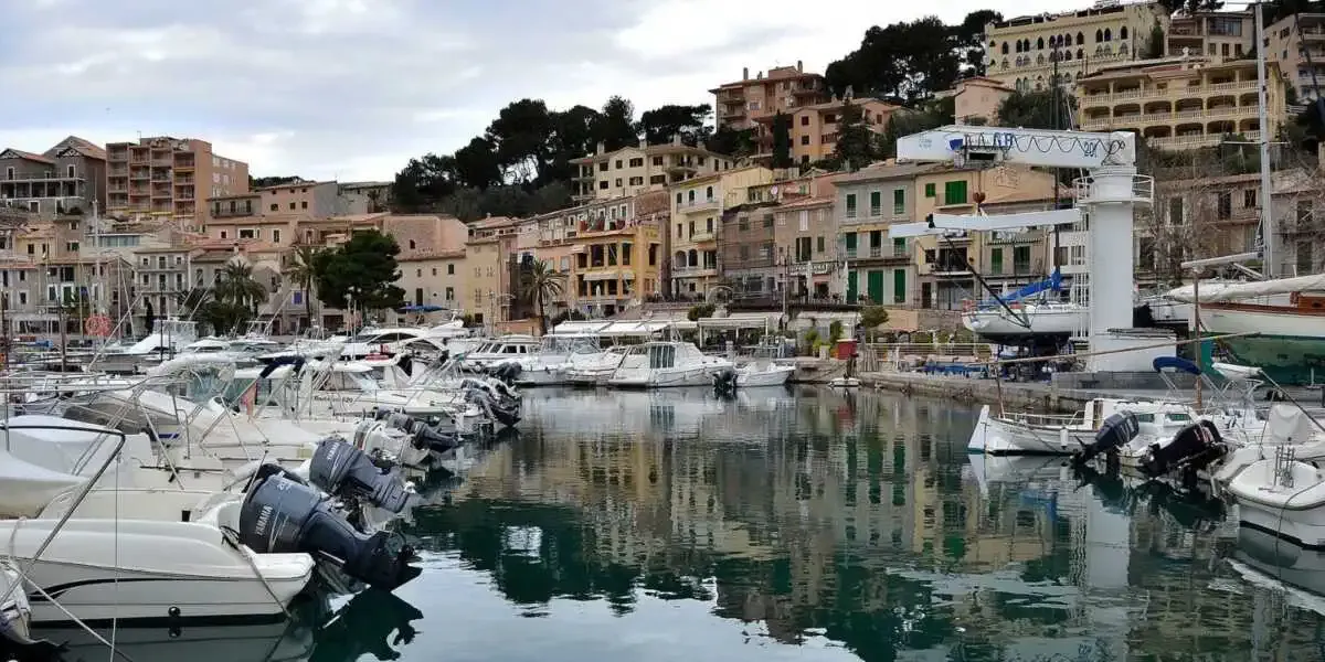 Hafen pesquero A Guarda