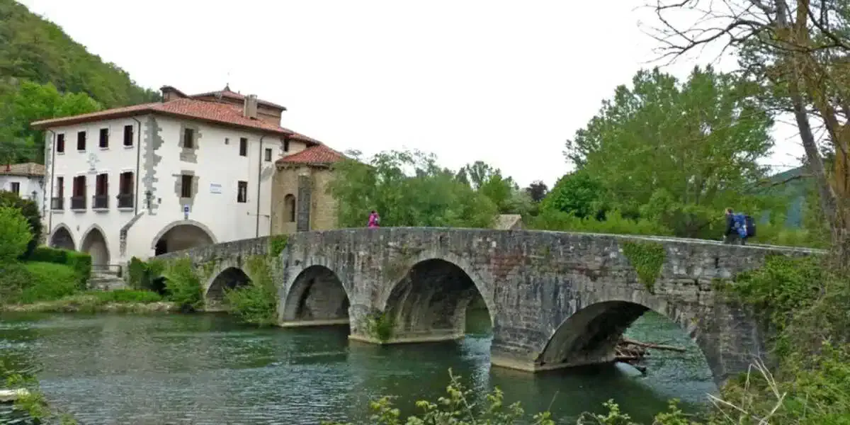 Brücke medieval de los bandidos - Larrasoaña