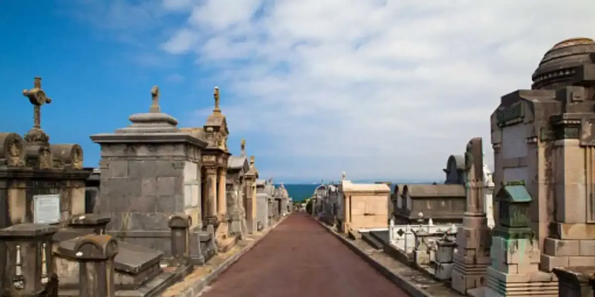 Cimetière de municipal de Ballena - Castro Urdiales