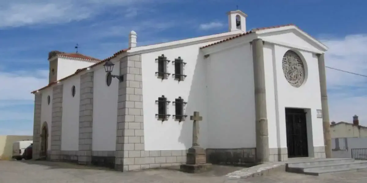 Church of Santiago Apostol Carcaboso