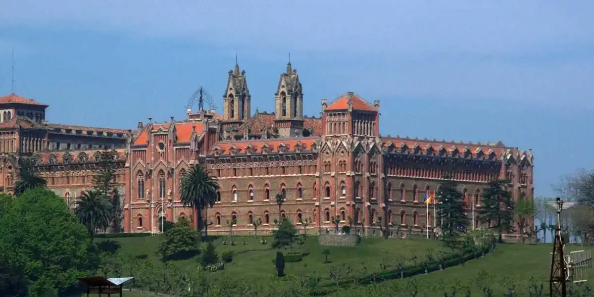 Universidad Pontificia Comillas