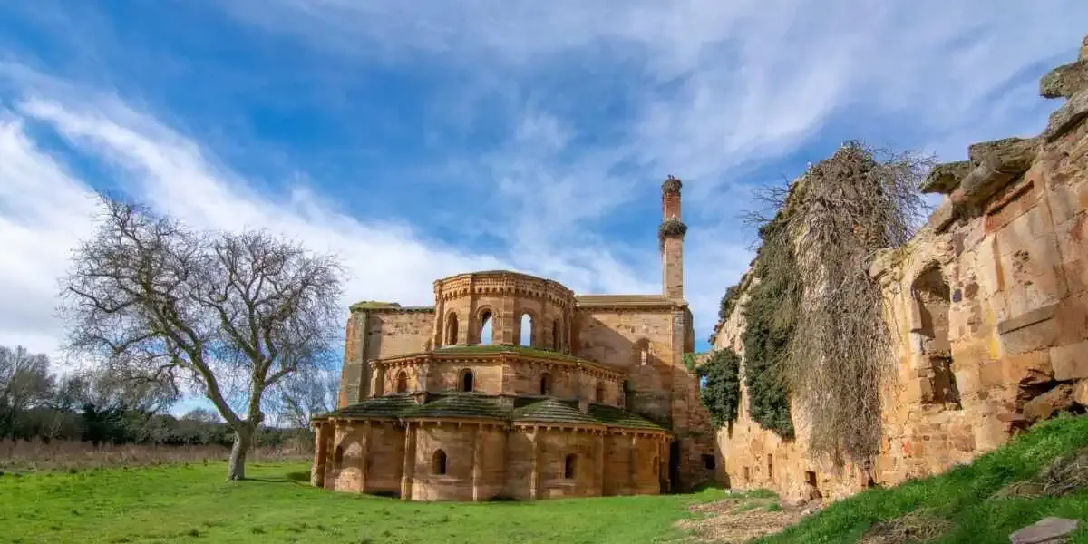 Mosteiro de Santa María Granja de Moreruela