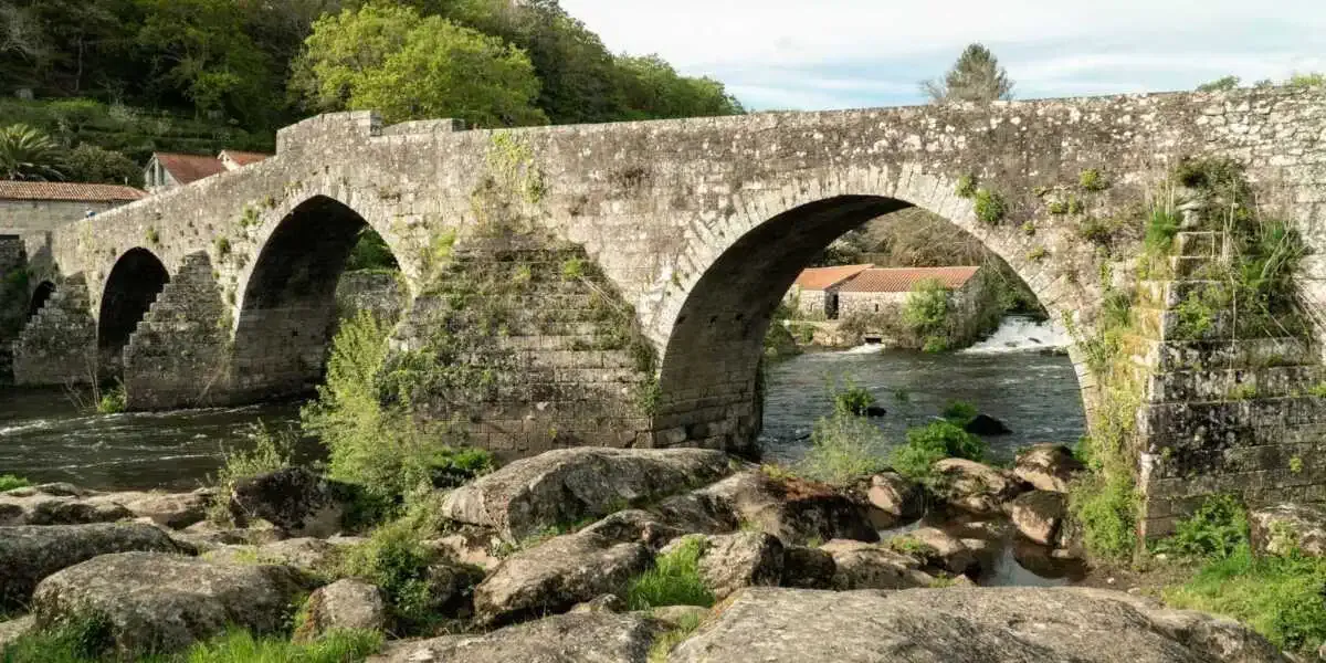 Ponte di Vella Ponte Maceira