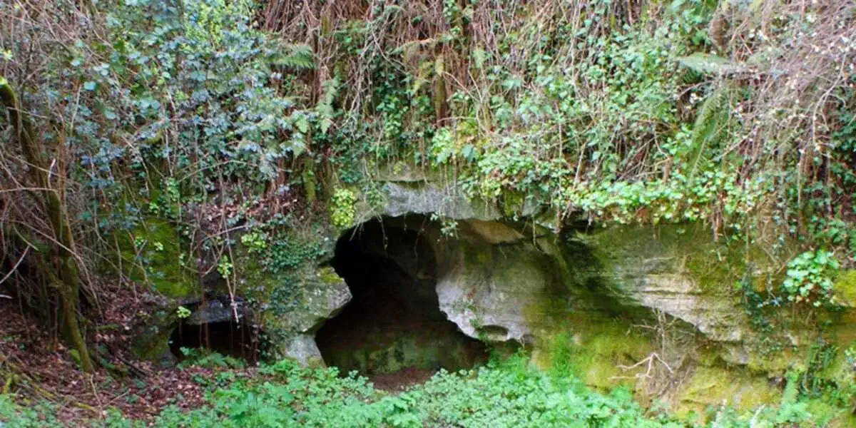 Cova da Valiña - Castroverde