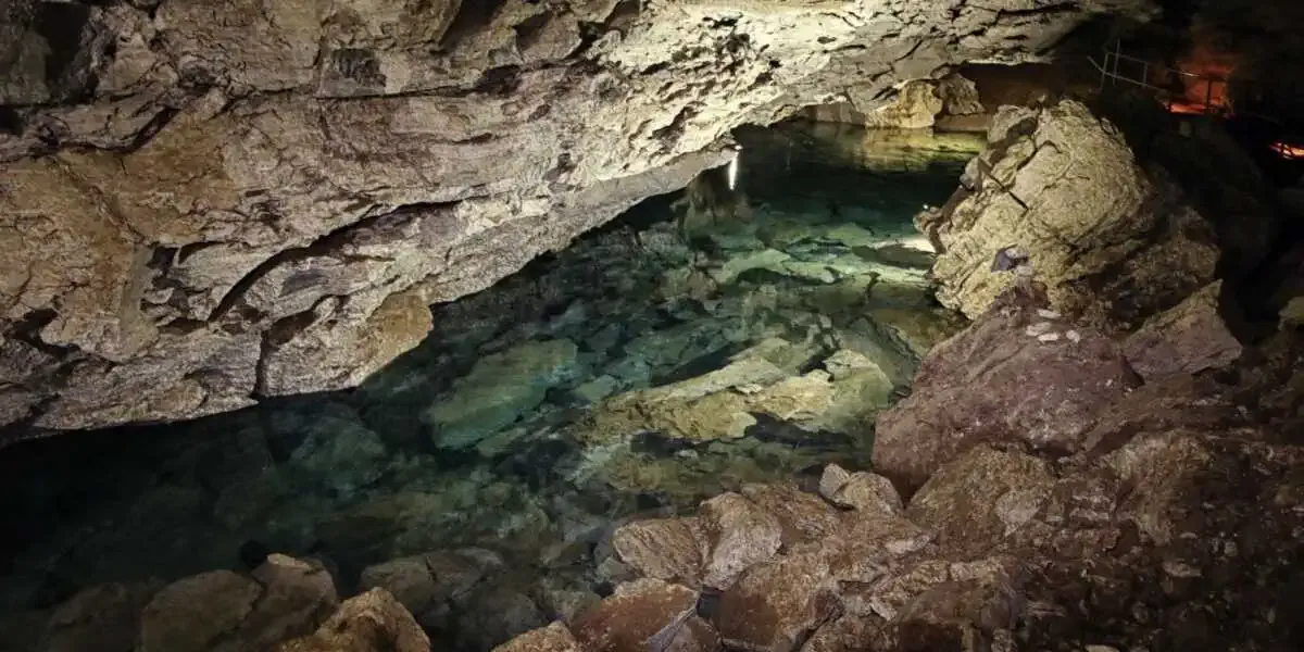 Grotte de Eirós - Triacastela