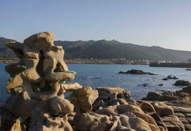 Sculpture of Man el Alemán en Camelle