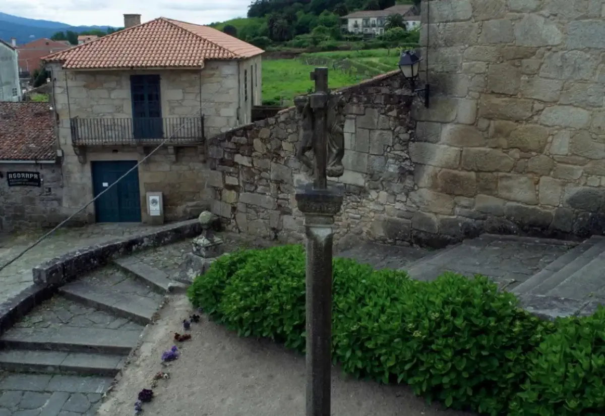 Cruceiro des Pilgerhostels von Padrón